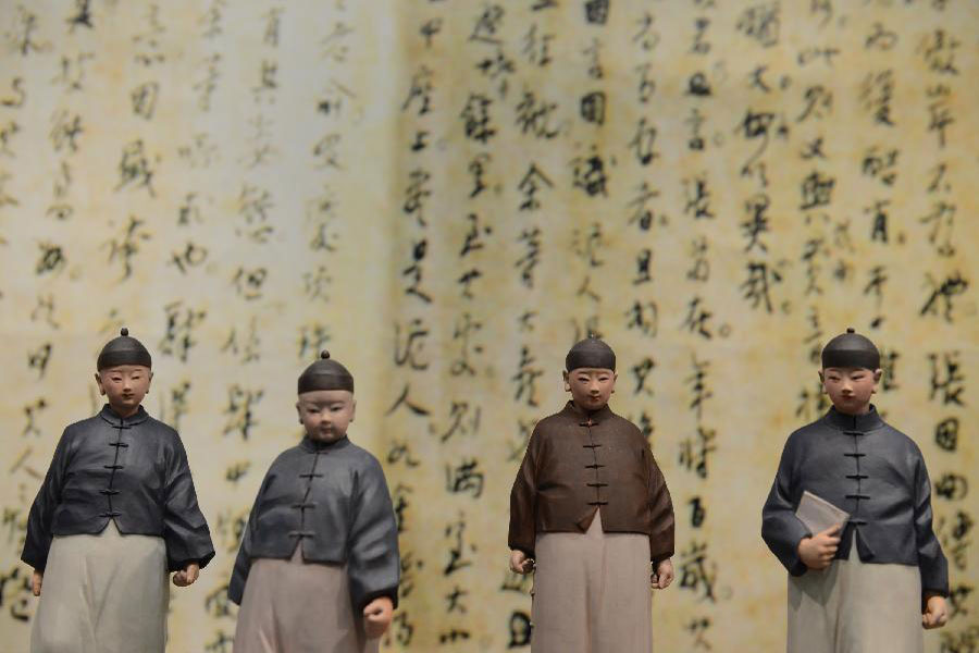 Celebran exposición de esculturas de arcilla en el Centro de UNESCO de Macao 