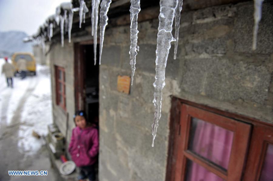 Bajas temperaturas afectan a 570.000 personas en Guizhou, China (4)