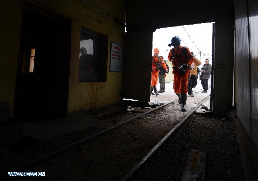 Asciende a 10 cifra de muertos por accidente en mina de China