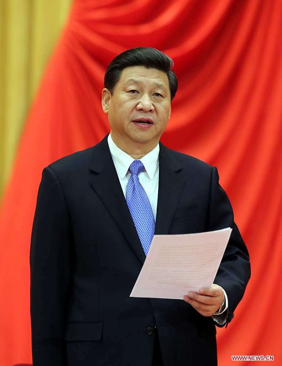 Premian a científicos chinos y Xi pide crecimiento impulsado por innovación 