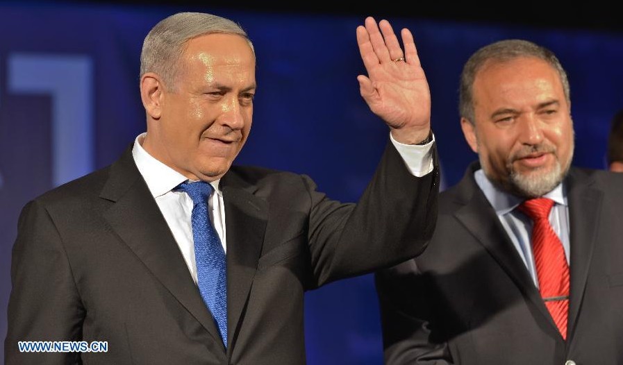Encuestas de salida dan ventaja a Netanyahu en elección parlamentaria israelí