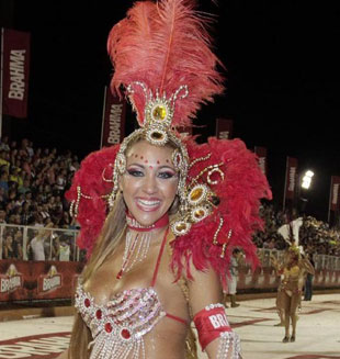 Desfile popular abre carnaval uruguayo