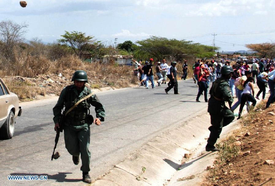 A 61 muertos y 90 heridos se elevan cifras tras motín en cárcel venezolana