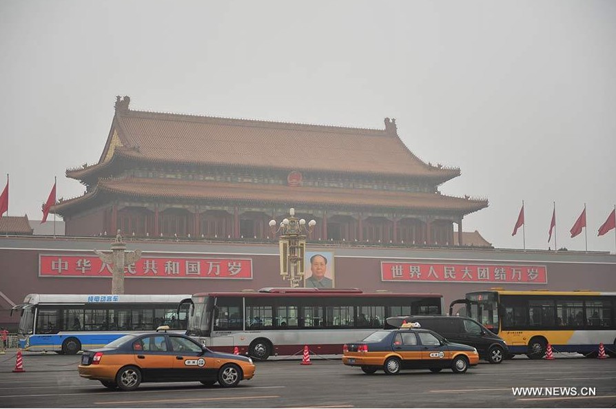 Contaminación obstaculiza viajes en temporada vacacional de China