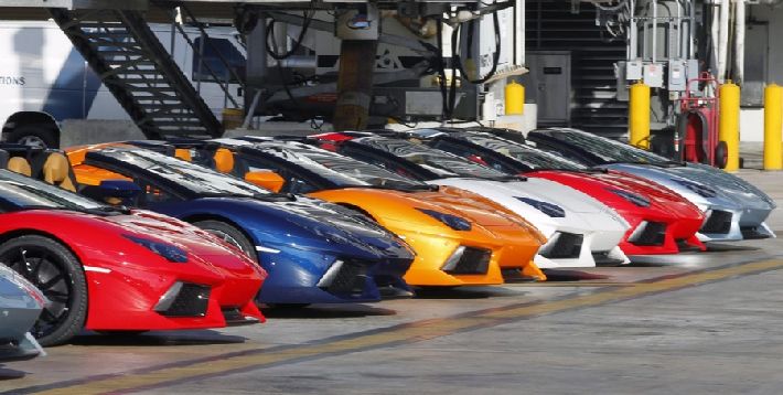 Miami celebra el 50 aniversario de Lamborghini (7)