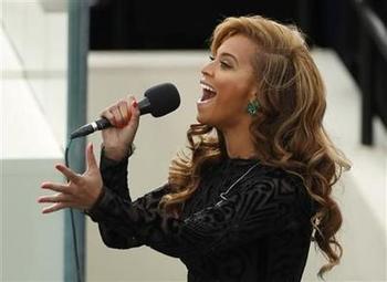Beyoncé reconoce playback durante ceremonia de envestidura