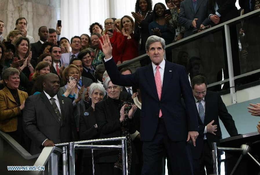 John Kerry vive su primer día como secretario de Estado de EEUU