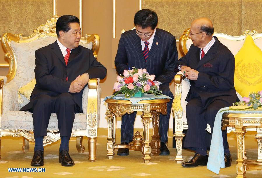Máximo asesor político de China visita Malasia para fortalecer relaciones bilaterales