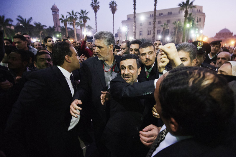 Presidente de Irán y máximo clérigo egipcio buscan reducir tensión ideológica