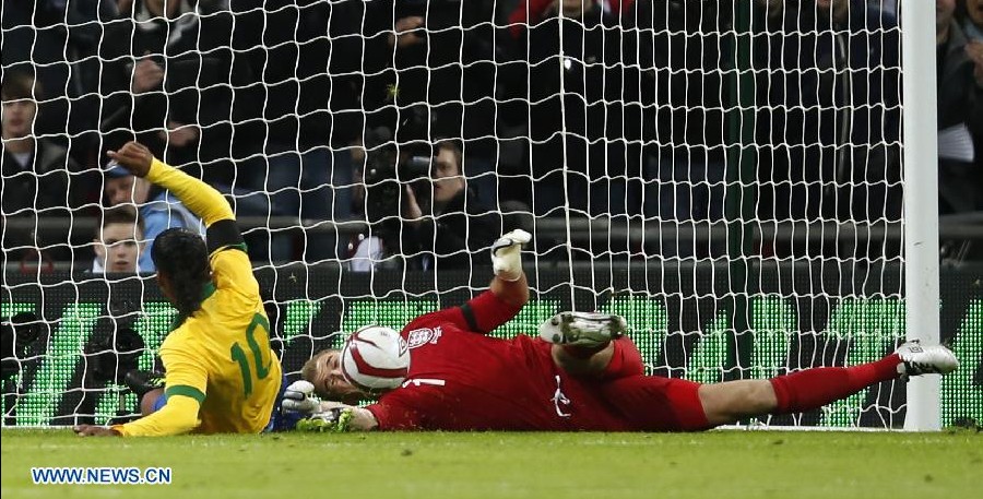 Scolari atribuye derrota de Brasil ante Inglaterra a falta de condiciones físicas