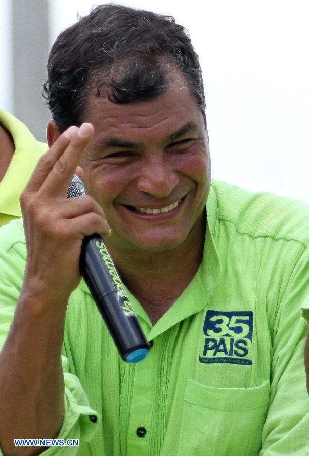 Correa cierra campaña electoral optimista de una victoria en Ecuador (2)