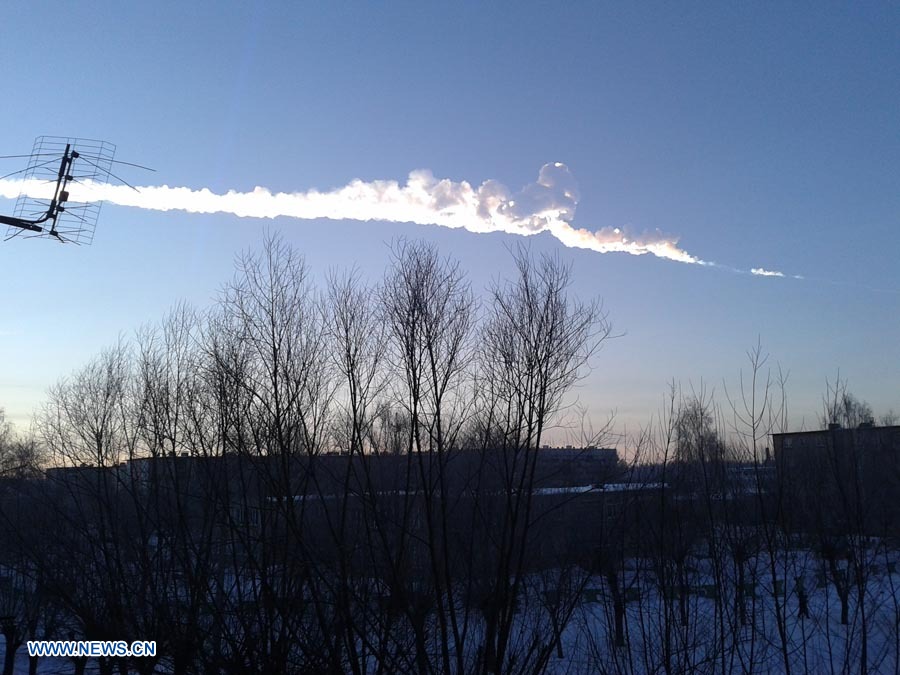 Se eleva a cerca de 1.000 número de heridos por meteorito en Rusia (2)