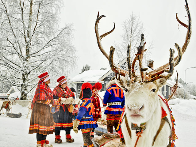 Feria del pueblo sami celebrada en febrero en Suecia