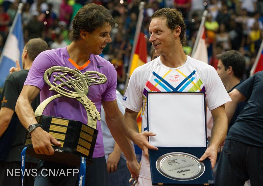 Tenis: Nadal gana en Brasil su primer torneo tras recuperarse de lesión