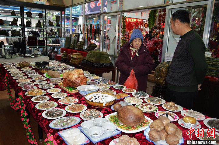 Banquete de 108 platos de piedras en Jilin  4