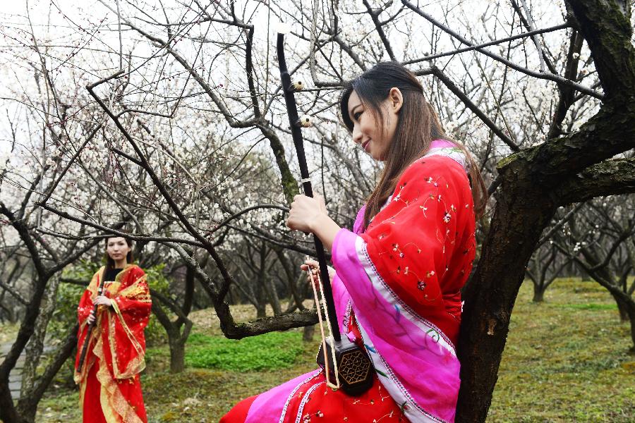 Festival de flores de ciruelo celebrado en Hangzhou