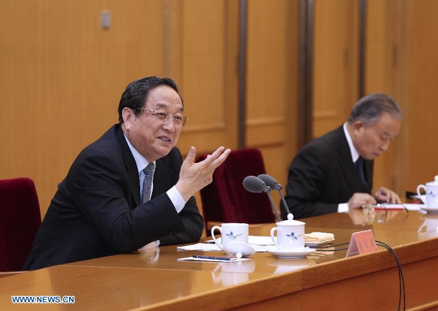 Alto líder de PCCh insiste en desarrollo pacífico de relaciones entre ambos lados del Estrecho