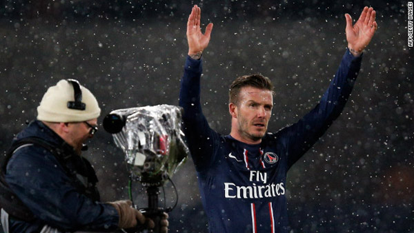 El Paris Saint-Germain gana al Marsella en el debut de Beckham