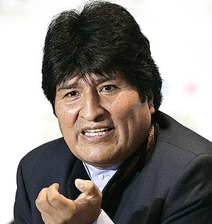 Critica Evo Morales al presidente de Chile