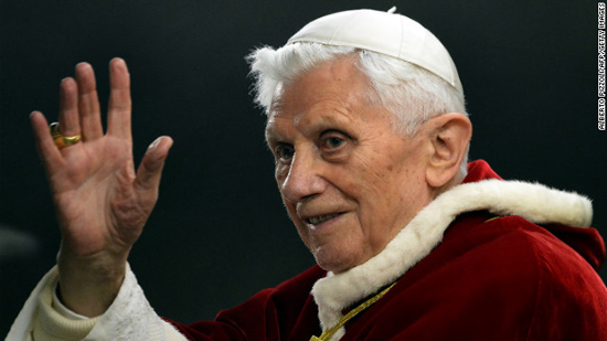 El Vaticano revela el nuevo título de Benedicto XVI: Papa emérito