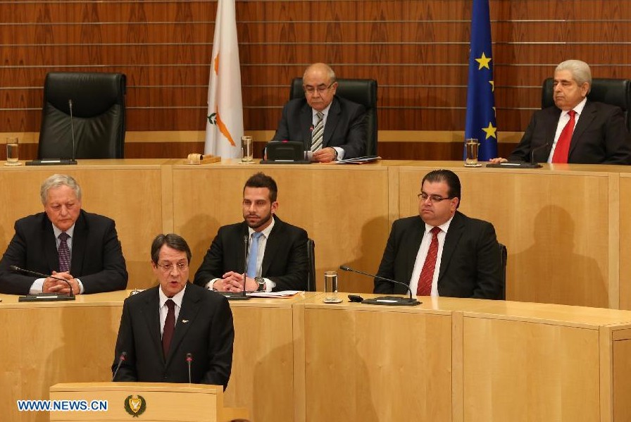 Nuevo presidente de Chipre toma juramento