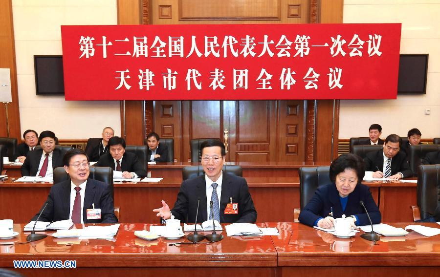 Líderes, legisladores y asesores chinos analizan informe sobre labor del gobierno (5)