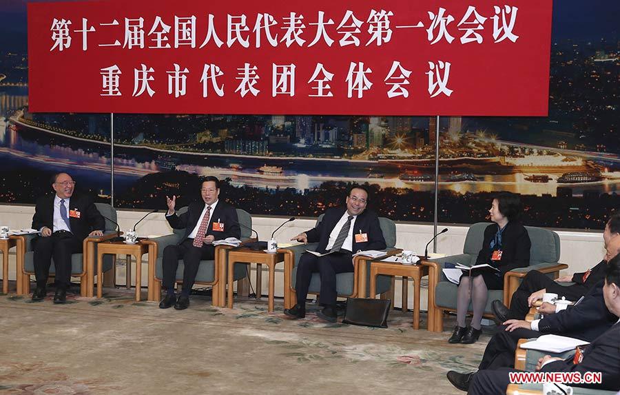 Líderes y legisladores chinos discuten informe sobre labor del gobierno (5)