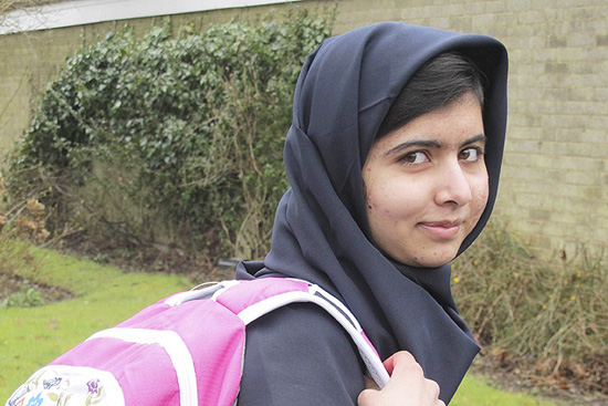 Malala vuelve a la escuela en Inglaterra