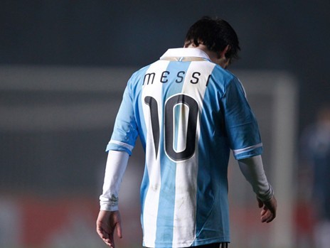 Messi y Di María sufurieron en La Paz