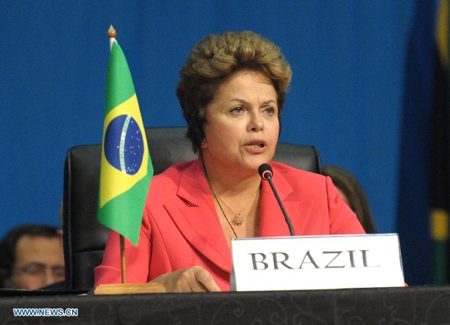 Presidenta Rousseff dice "muy satisfecha" de acuerdos Cumbre BRICS