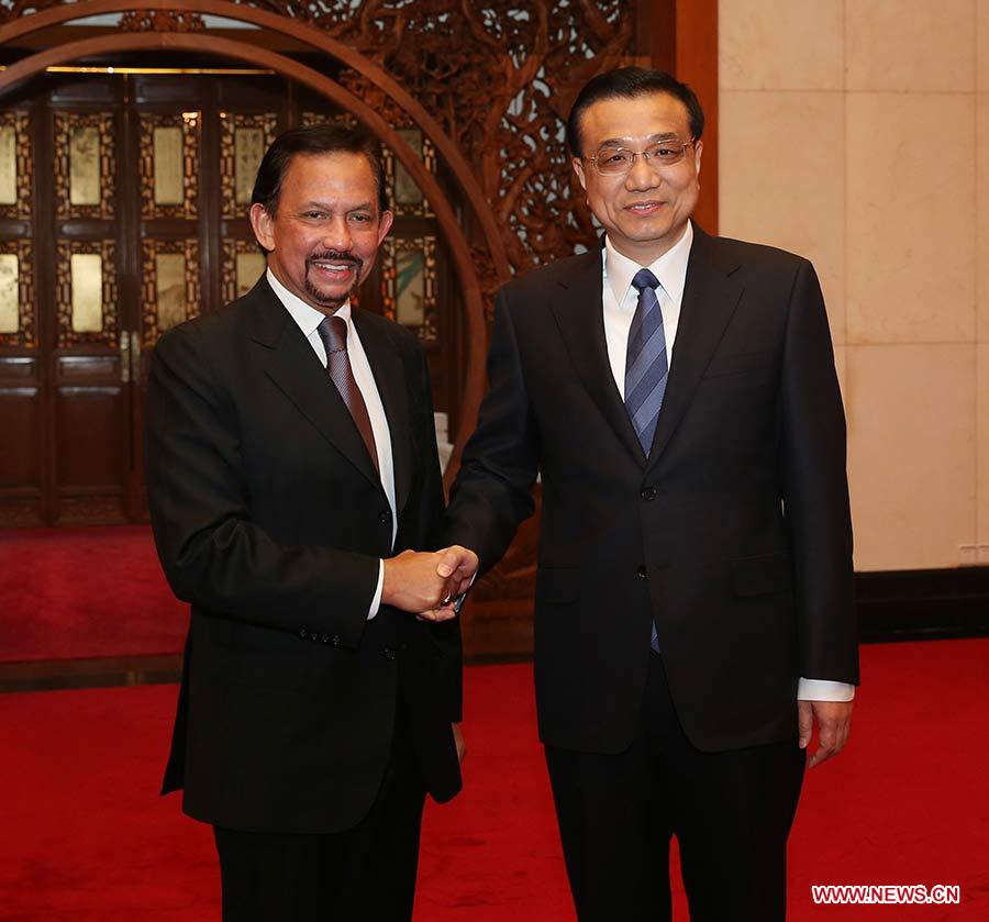 Primer ministro chino promete cooperación económica más estrecha con Brunei