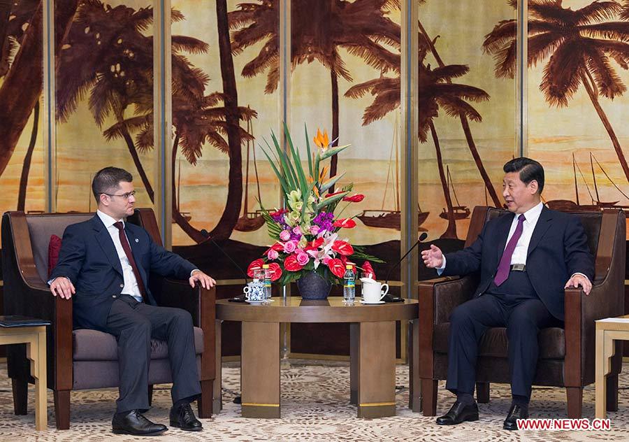 Xi Jinping se reúne con presidente de la asamblea general de ONU