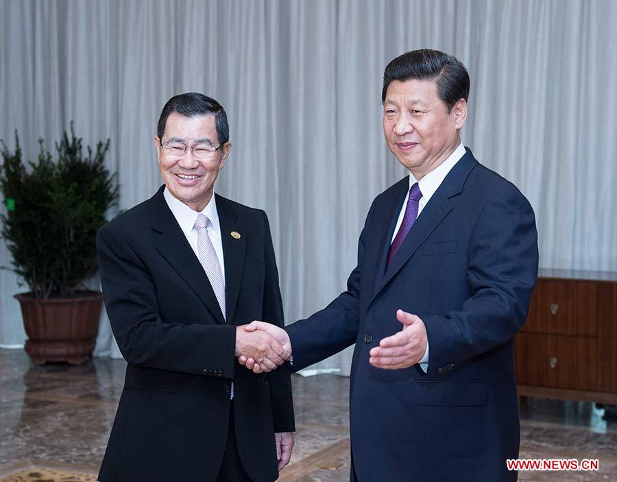 Xi Jinping se reúne con político taiwanés