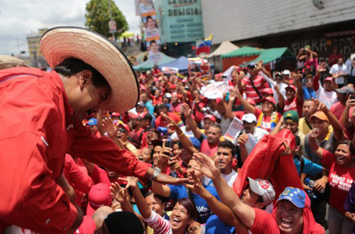 Maduro promete combatir la corrupción y reconocer ‘si la burguesía gana’