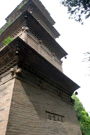 Templo budista busca preservar edificios frente a demolición 2