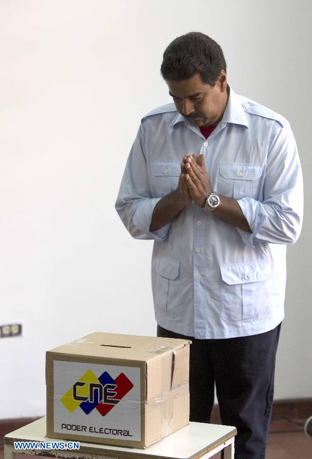 RESUMEN: Venezuela cierra jornada electoral presidencial en espera de resultados