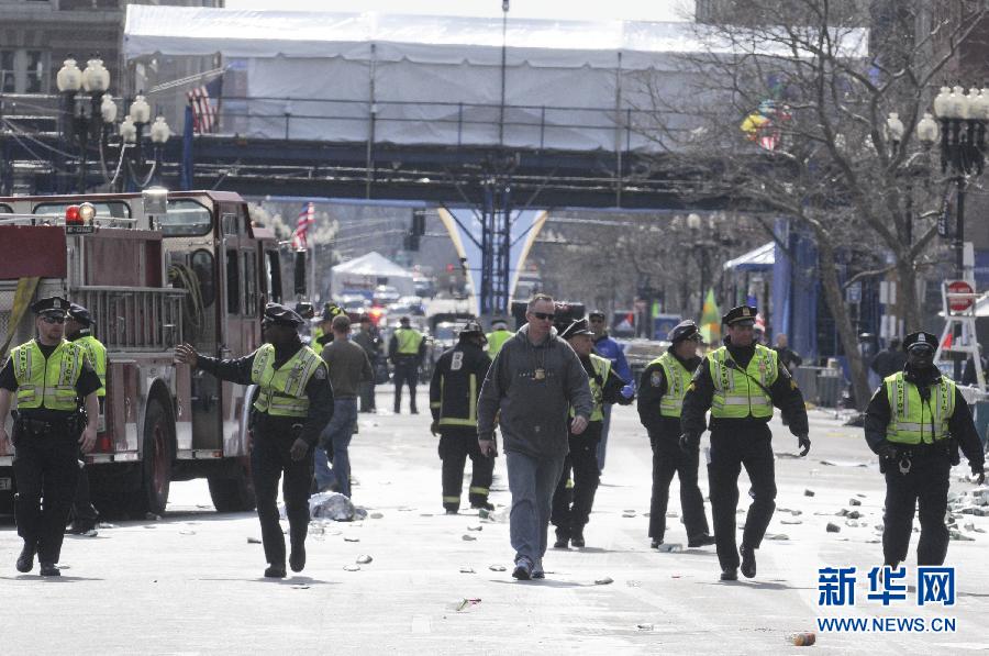 Al menos 2 muertos y 28 heridos por explosones en Maratón de Boston