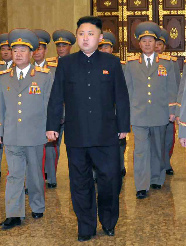 Kim Jong Un visita el Palacio del Sol de Kumsusan en Pyongyang
