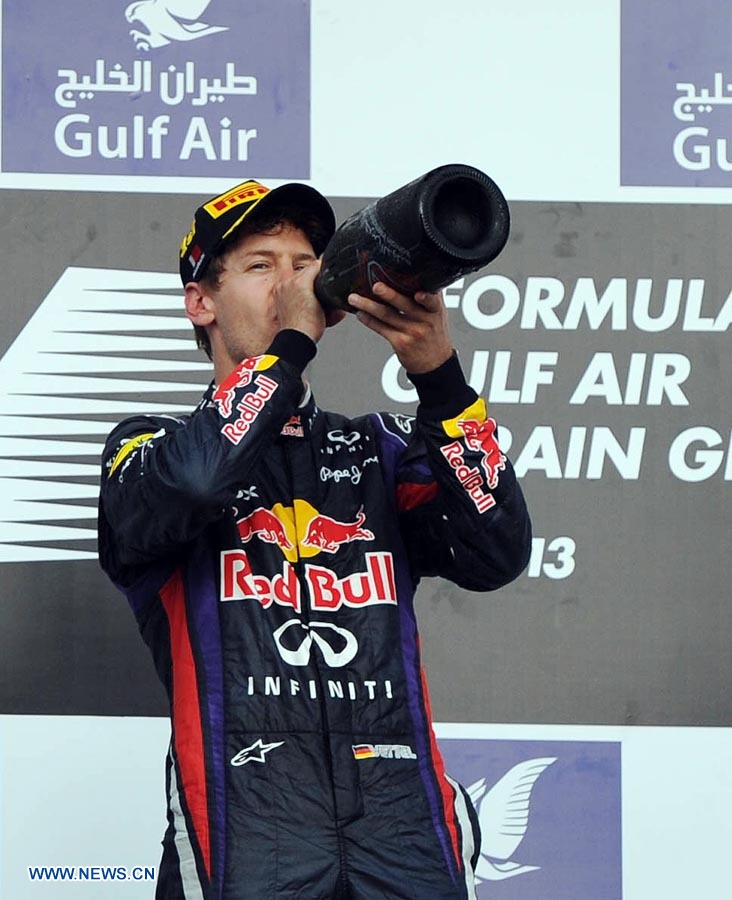 Automovilismo: Vettel de Red Bull gana Gran Premio de Bahréin de F1