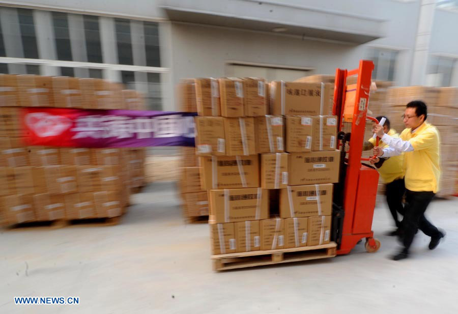 China acelerará aprobación de medicamentos para asistencia tras sismo
