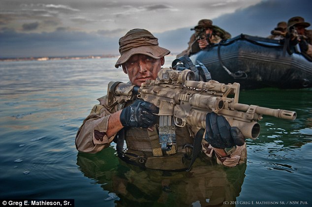 EE.UU: Descubre la vida secreta de los "Navy Seals" (10)