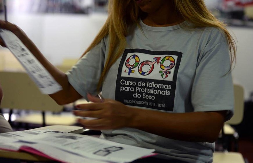 Brasil: Trabajadoras de sexo aprenden inglés gratis para recibir a turistas en la Copa del Mundo