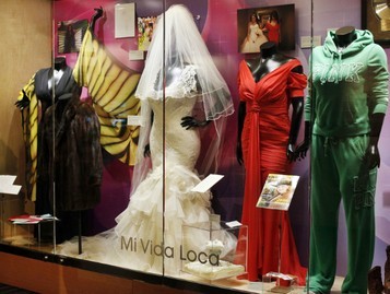 Exhibición de vestuarios y objetos de Jenni Rivera fue inaugurado en Museo del Grammy