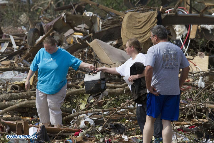 Balance de víctimas mortales por tornado en Oklahoma aumenta a 37