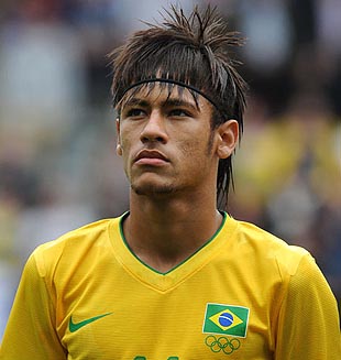 Fútbol: Neymar ficha para Barcelona y se presentará en julio, afirman medios brasileños