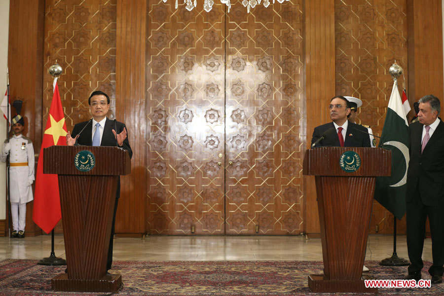 PM chino presenta propuesta de cinco puntos para mejorar cooperación con Pakistán