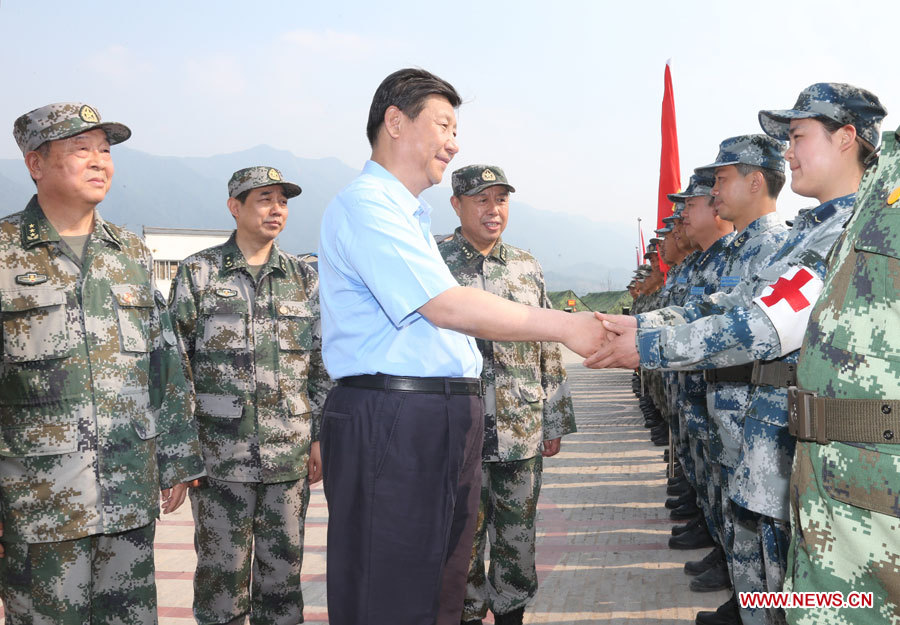 Presidente chino prioriza reconstrucción en visita a zona afectada por terremoto