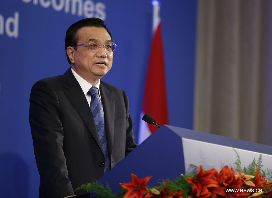 Exitosas negociaciones de TLC impulsarán cooperación China-Suiza: PM chino