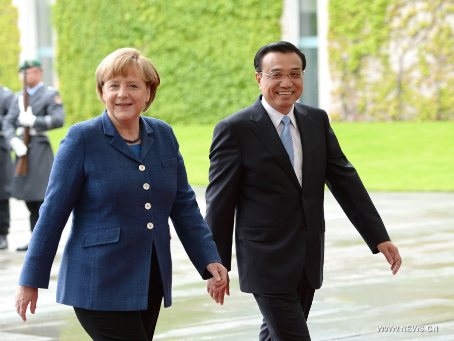 Li pide cooperación empresarial más estrecha entre China y Alemania