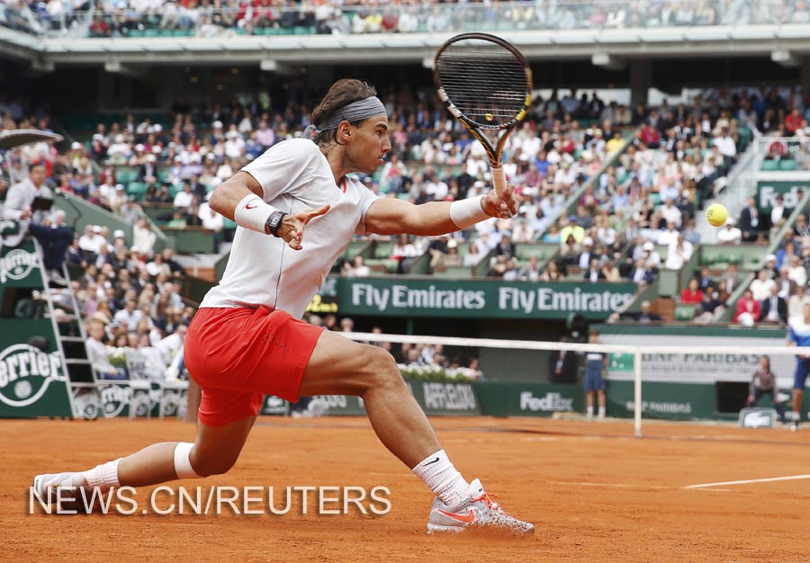 Tenis-Abierto de Francia: Nadal supera mal inicio de partido y vence a Brands